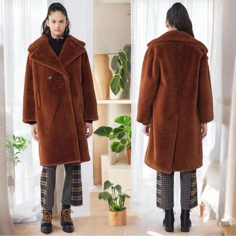 NWOT Avec Les Filles‎ Oversized Faux Fur Coat Penny Lane City Career Women’s M